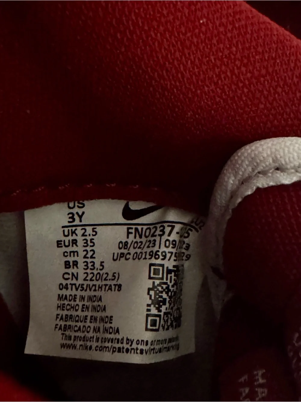 Nike Force 1 '07 LV8 White Red Youth Sneakers Sz 3Y (FN0237-105) NWOT/NWOB